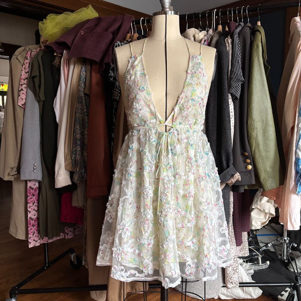 For Love & Lemons NWT Floral 3D Rosette Mesh Tulle Mini Dress M Backless Summer
